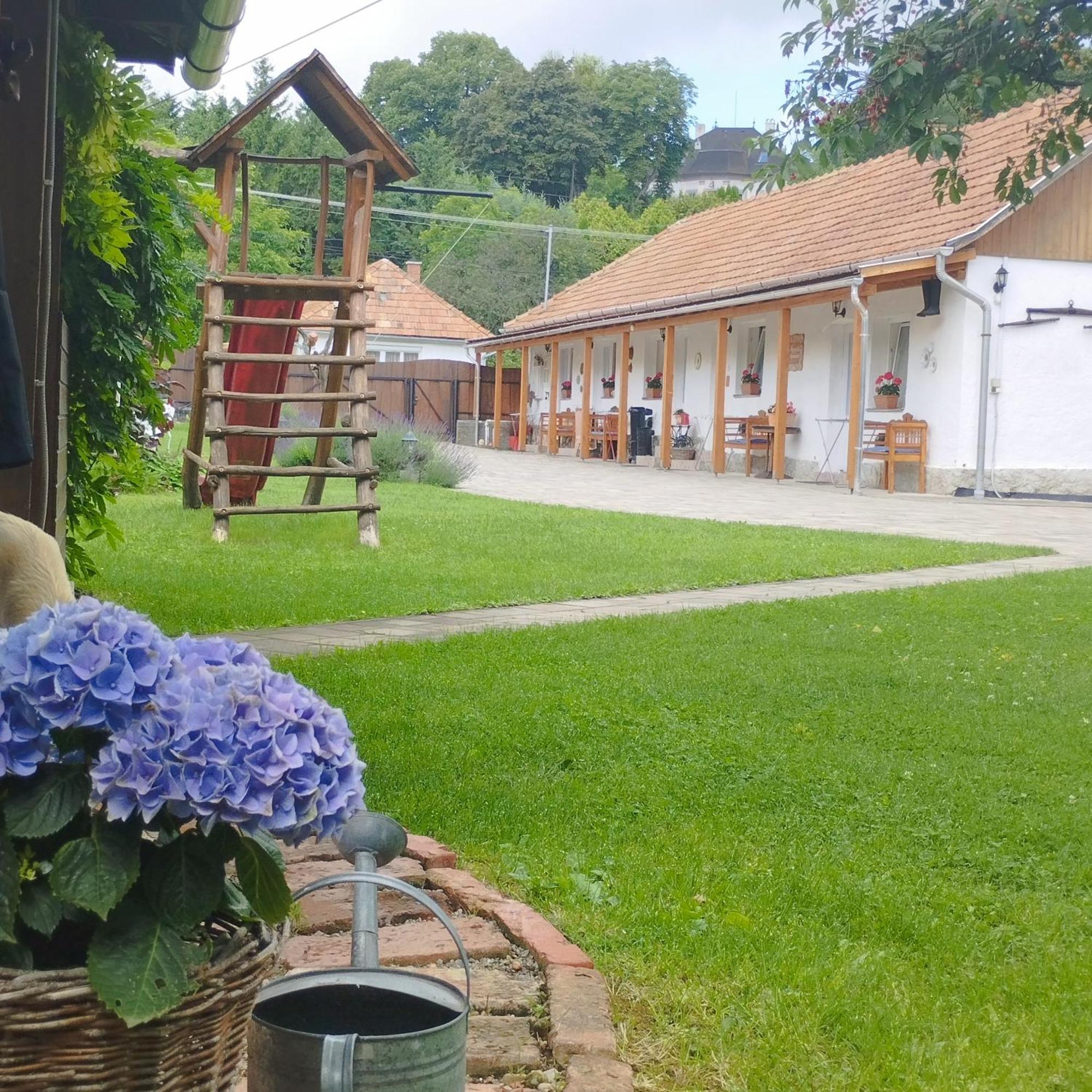 Bobita Apartmanhaz Szilvásvárad 외부 사진