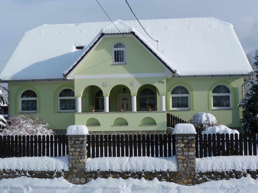 Bobita Apartmanhaz Szilvásvárad 외부 사진